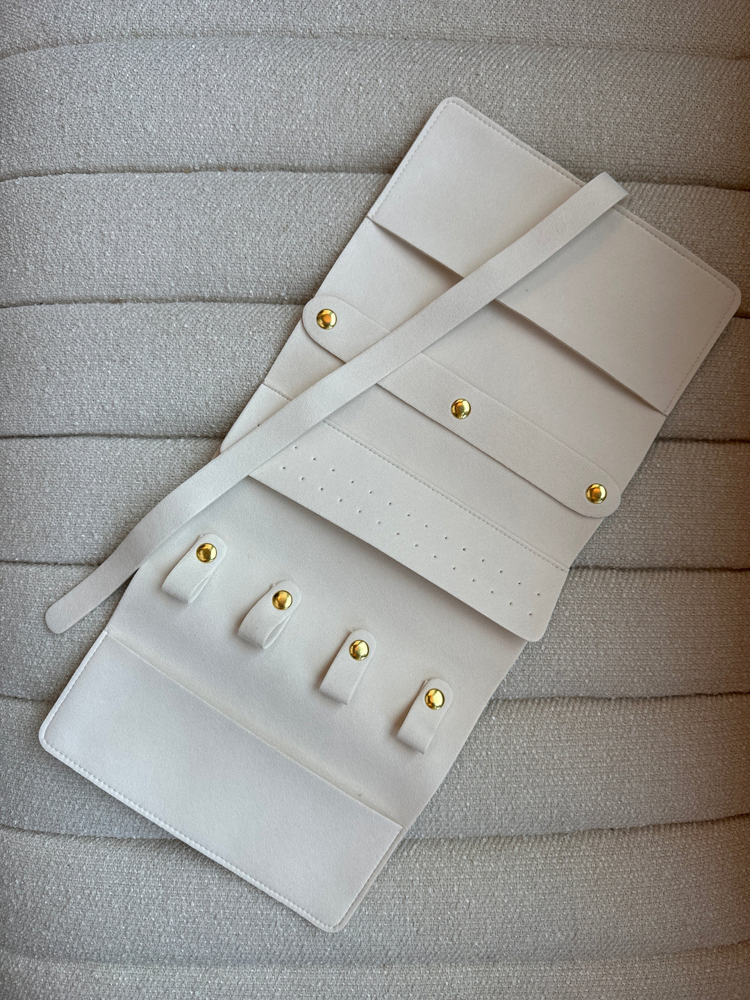 8th Court Jewelry Roll